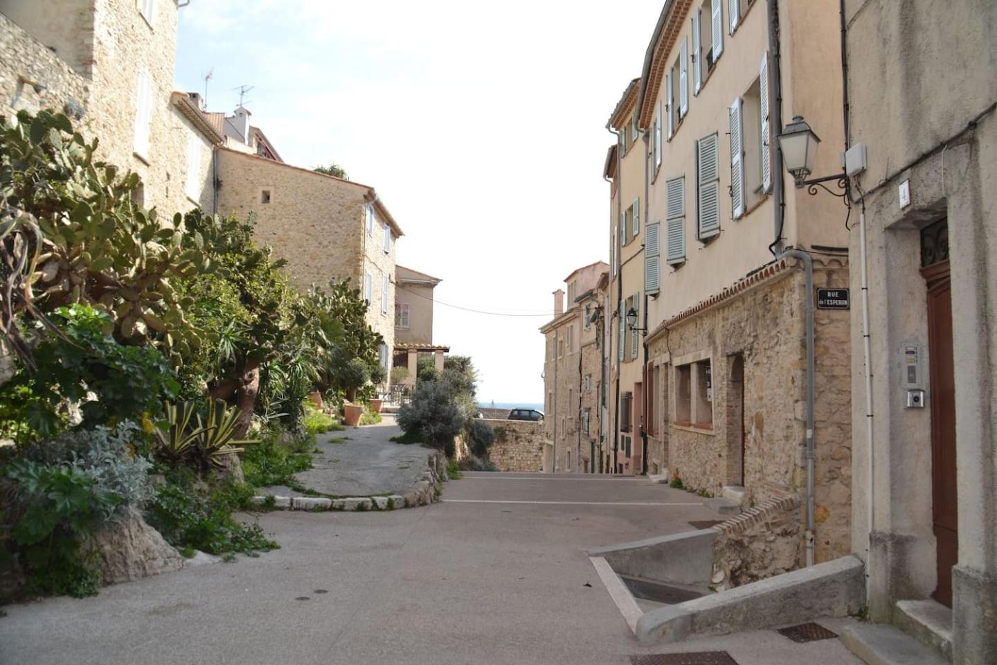 Antibes Vacances Apartment *